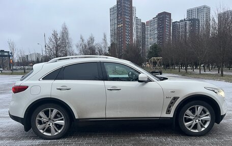 Infiniti QX70, 2014 год, 1 480 000 рублей, 6 фотография