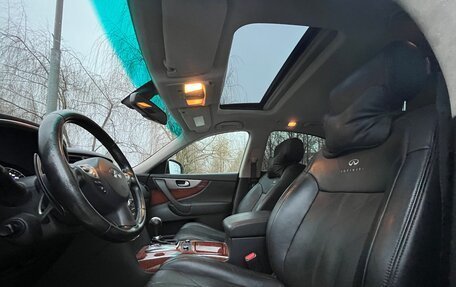 Infiniti QX70, 2014 год, 1 480 000 рублей, 17 фотография