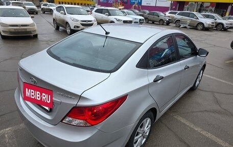 Hyundai Solaris II рестайлинг, 2013 год, 890 000 рублей, 13 фотография