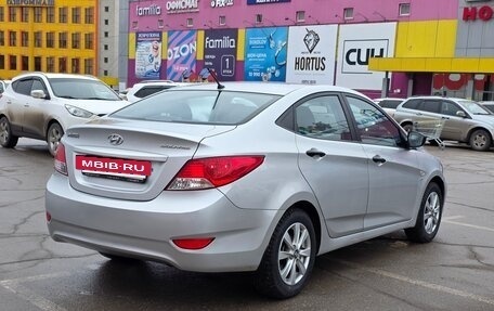 Hyundai Solaris II рестайлинг, 2013 год, 890 000 рублей, 5 фотография
