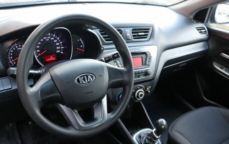 KIA Rio III рестайлинг, 2013 год, 799 000 рублей, 5 фотография