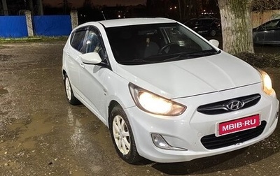 Hyundai Solaris II рестайлинг, 2012 год, 700 000 рублей, 1 фотография