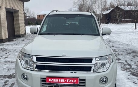 Mitsubishi Pajero IV, 2013 год, 2 950 000 рублей, 1 фотография