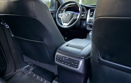 Toyota Highlander III, 2014 год, 2 900 000 рублей, 22 фотография