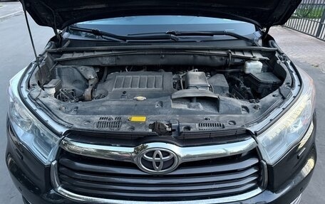 Toyota Highlander III, 2014 год, 2 900 000 рублей, 27 фотография