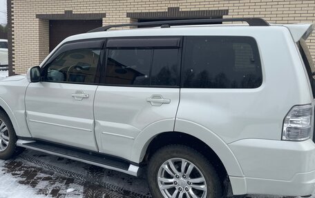 Mitsubishi Pajero IV, 2013 год, 2 950 000 рублей, 6 фотография