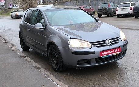 Volkswagen Golf V, 2004 год, 350 000 рублей, 1 фотография