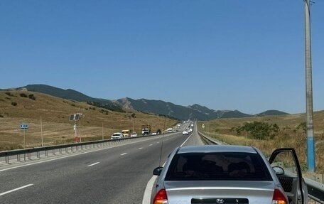 Hyundai Accent II, 2005 год, 320 000 рублей, 1 фотография