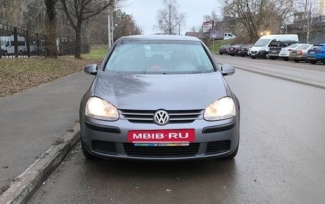 Volkswagen Golf V, 2004 год, 350 000 рублей, 6 фотография