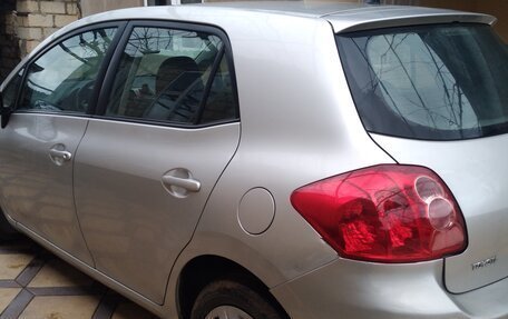 Toyota Auris II, 2007 год, 550 000 рублей, 2 фотография