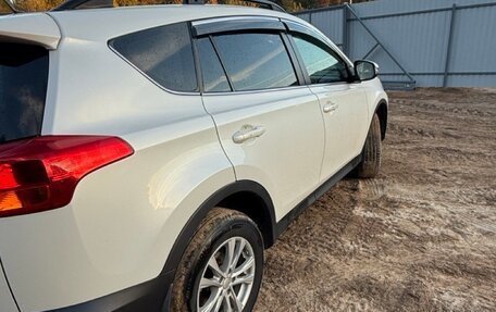 Toyota RAV4, 2015 год, 1 830 000 рублей, 2 фотография