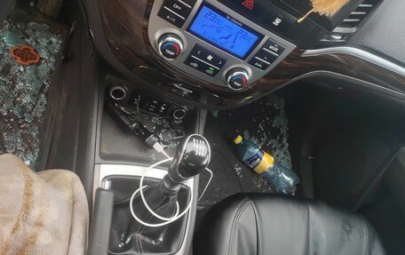 Hyundai Santa Fe III рестайлинг, 2010 год, 550 000 рублей, 2 фотография