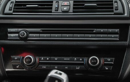 BMW 5 серия, 2014 год, 1 940 000 рублей, 14 фотография