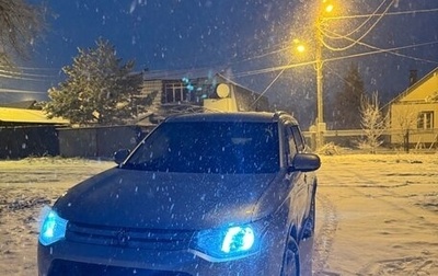 Mitsubishi Outlander III рестайлинг 3, 2014 год, 1 530 000 рублей, 1 фотография