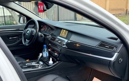 BMW 5 серия, 2012 год, 1 600 000 рублей, 7 фотография