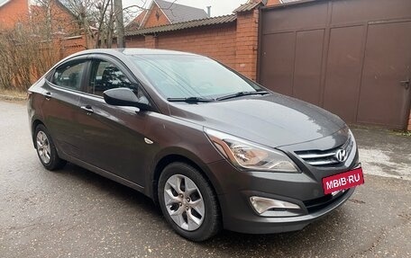 Hyundai Solaris II рестайлинг, 2014 год, 850 000 рублей, 3 фотография