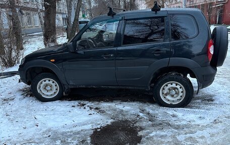Chevrolet Niva I рестайлинг, 2010 год, 320 000 рублей, 3 фотография