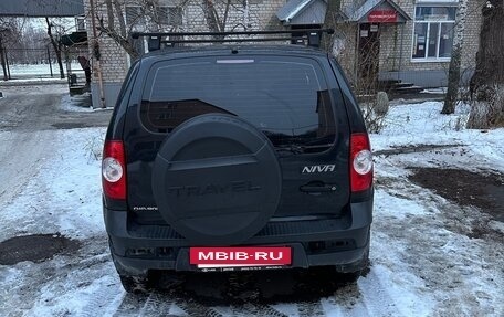 Chevrolet Niva I рестайлинг, 2010 год, 320 000 рублей, 4 фотография