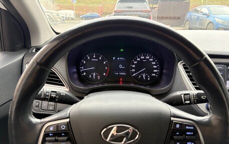 Hyundai Solaris II рестайлинг, 2019 год, 1 200 000 рублей, 4 фотография