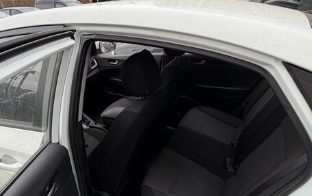 Hyundai Solaris II рестайлинг, 2019 год, 1 200 000 рублей, 7 фотография