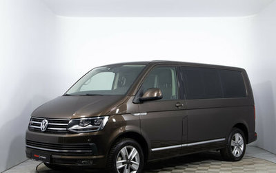 Volkswagen Multivan T6 рестайлинг, 2016 год, 3 300 000 рублей, 1 фотография