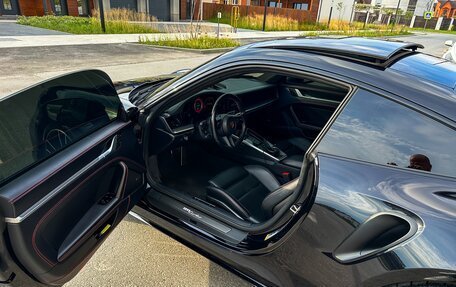 Porsche 911, 2021 год, 17 300 000 рублей, 7 фотография