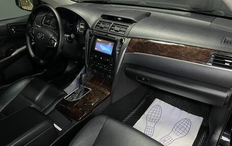 Toyota Camry, 2016 год, 2 050 000 рублей, 11 фотография