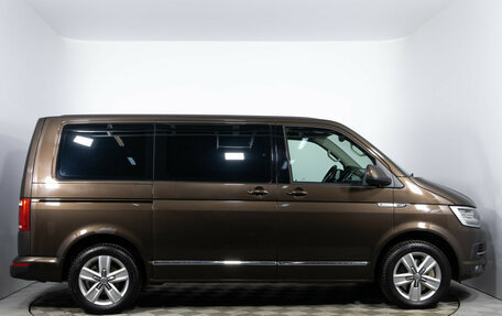 Volkswagen Multivan T6 рестайлинг, 2016 год, 3 300 000 рублей, 4 фотография