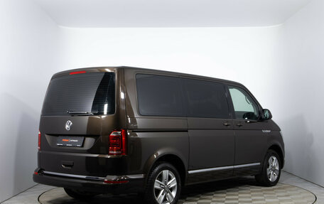 Volkswagen Multivan T6 рестайлинг, 2016 год, 3 300 000 рублей, 5 фотография