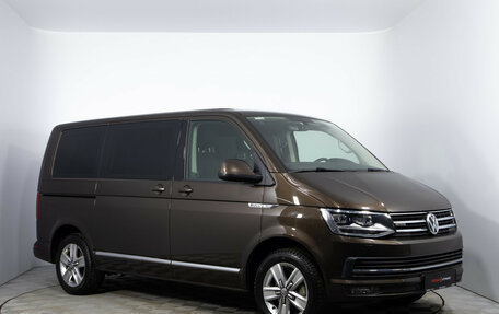 Volkswagen Multivan T6 рестайлинг, 2016 год, 3 300 000 рублей, 3 фотография