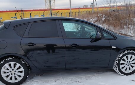 Opel Astra J, 2011 год, 860 000 рублей, 8 фотография