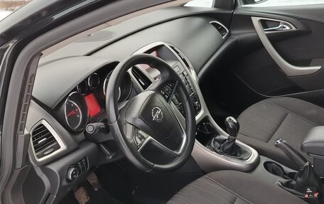 Opel Astra J, 2011 год, 860 000 рублей, 13 фотография