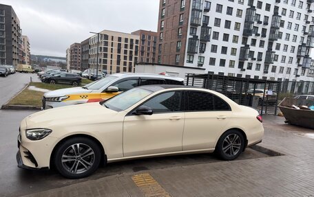 Mercedes-Benz E-Класс, 2019 год, 2 750 000 рублей, 5 фотография