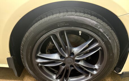 Mercedes-Benz E-Класс, 2019 год, 2 750 000 рублей, 14 фотография