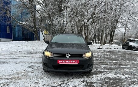 Volkswagen Polo VI (EU Market), 2011 год, 639 000 рублей, 2 фотография