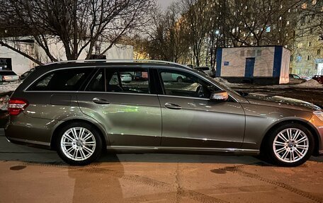 Mercedes-Benz E-Класс, 2010 год, 2 490 000 рублей, 4 фотография