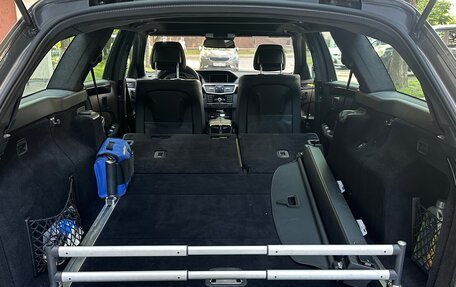 Mercedes-Benz E-Класс, 2010 год, 2 490 000 рублей, 14 фотография