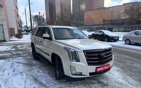 Cadillac Escalade IV, 2015 год, 3 480 000 рублей, 1 фотография