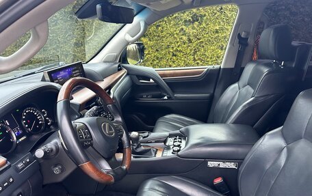 Lexus LX III, 2017 год, 8 500 000 рублей, 5 фотография