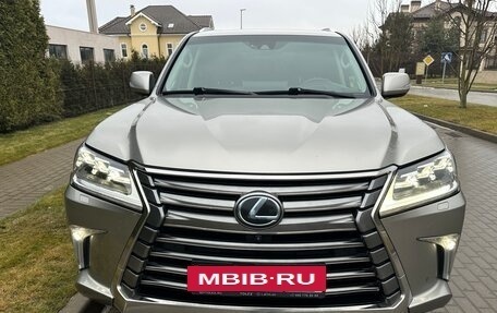 Lexus LX III, 2017 год, 8 500 000 рублей, 3 фотография