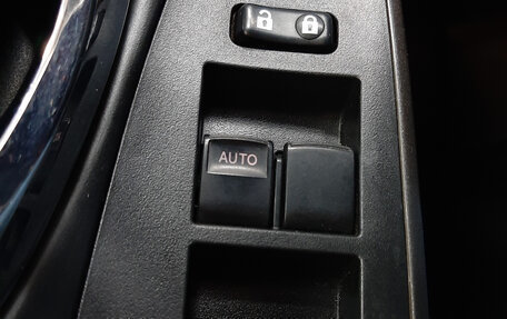 Toyota RAV4, 2011 год, 1 290 000 рублей, 21 фотография