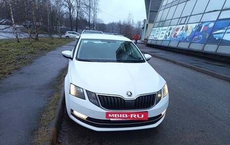 Skoda Octavia, 2018 год, 1 250 000 рублей, 2 фотография