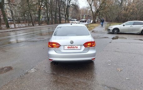 Volkswagen Jetta VI, 2013 год, 1 100 000 рублей, 4 фотография