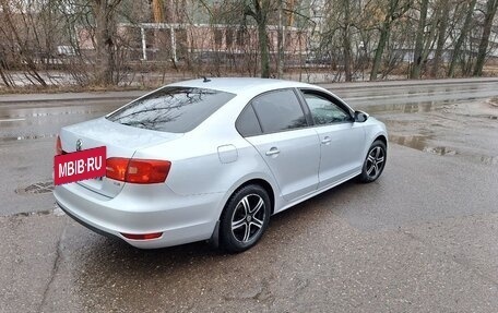 Volkswagen Jetta VI, 2013 год, 1 100 000 рублей, 5 фотография