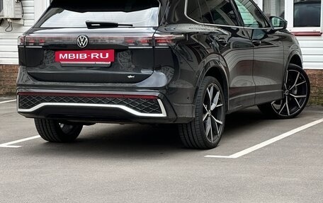 Volkswagen Tiguan, 2024 год, 4 850 000 рублей, 2 фотография