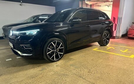 Volkswagen Tiguan, 2024 год, 4 850 000 рублей, 8 фотография