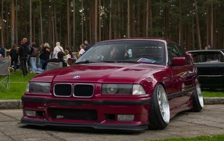 BMW 3 серия, 1993 год, 2 000 000 рублей, 1 фотография