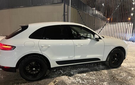 Porsche Macan I рестайлинг, 2016 год, 3 095 000 рублей, 3 фотография