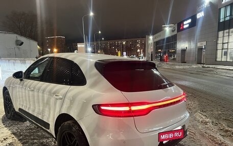 Porsche Macan I рестайлинг, 2016 год, 3 095 000 рублей, 4 фотография
