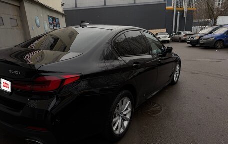 BMW 5 серия, 2020 год, 4 800 000 рублей, 2 фотография